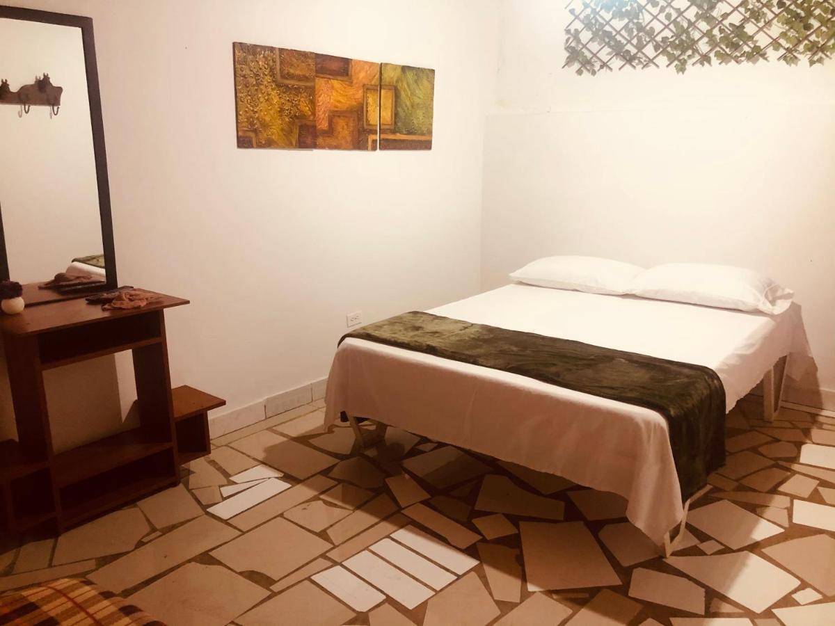 House Bed & Breakfast Guatape Ngoại thất bức ảnh